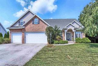 108 Elm Ave, Hanover, PA 17331-1823