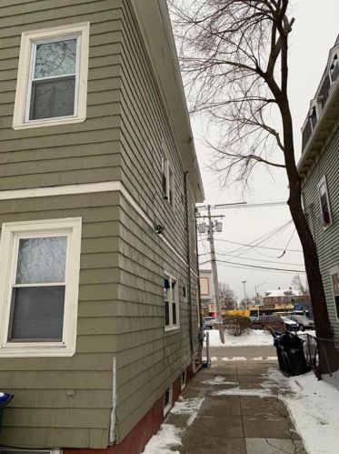 193 Colfax St, Providence, RI 02905-1803