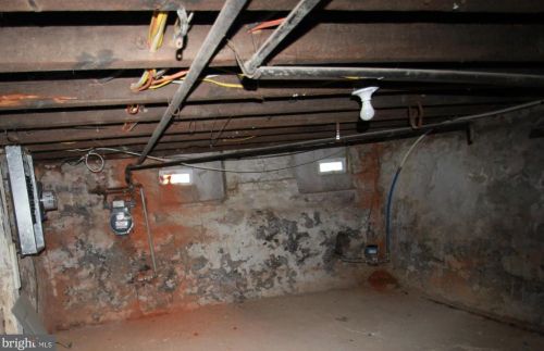 824 49 St, Philadelphia PA 19139-1813 exterior