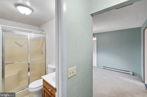 106 Lee Ann Ct, Hanover PA 17331-9560 exterior