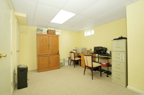 54 Long House Way, Commack NY 11725-1362 exterior