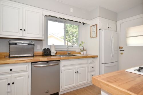 1636 77 Ct, Chicago IL 60707-4111 exterior