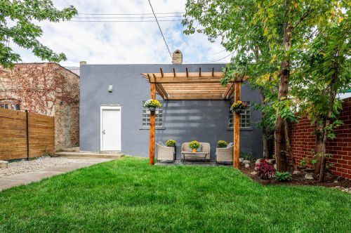 2720 Monroe St, Chicago IL  60612-2823 exterior