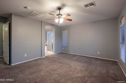 27601 25th Dr, Phoenix AZ  85085-4724 exterior