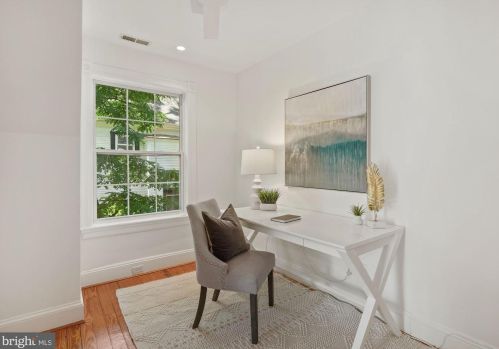 1847 47 Pl, Washington DC 20007-1910 exterior