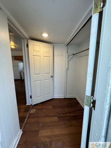 45 Bristol Rd, Piscataway NJ  08854-3609 exterior