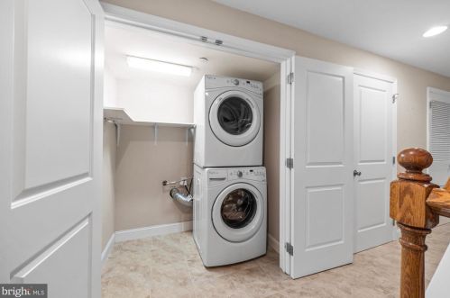 1505 Dickinson St, Philadelphia PA 19146-4830 exterior