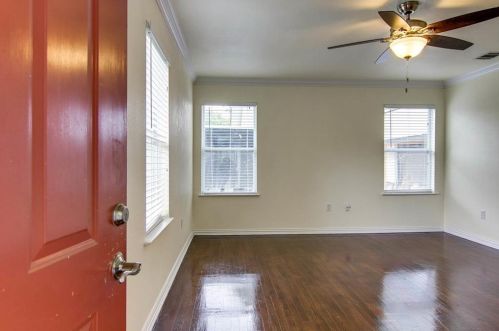 1713 Cullen Ave, Austin TX  78757-2530 exterior