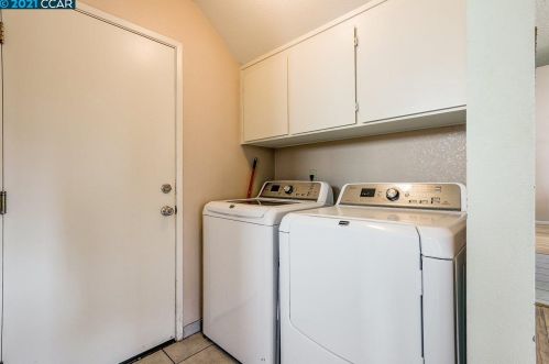 2624 Trafalgar Ct, Concord CA 94520-1125 exterior