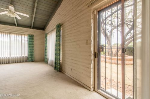 3380 Arroyo Chico, Tucson AZ  85716-5813 exterior