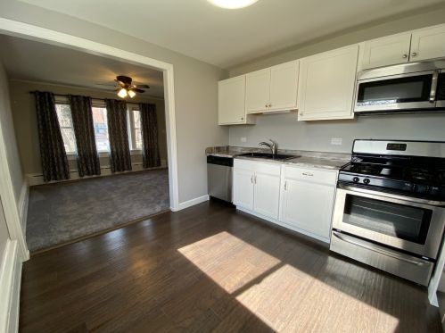 11717 Avers Ave, Chicago IL 60805-1856 exterior