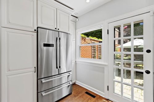 1749 Fern Ct, Chicago IL 60614-5606 exterior