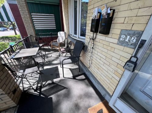 218 Mathilda St, Pittsburgh PA  15209-2140 exterior