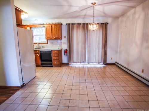 63 Commonwealth Ave, Middletown NY 10940-4626 exterior