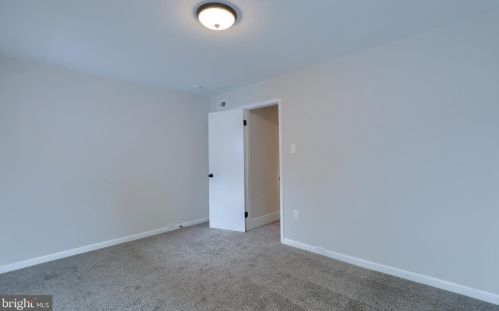 22 Caroline St, Lancaster PA  17603-5104 exterior