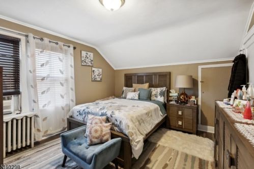 714 Irvington Ave, Maplewood NJ 07040-1608 exterior