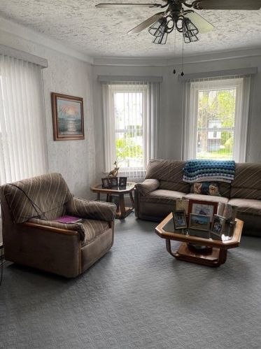 454 Winter St, Woonsocket RI 02895-1176 exterior