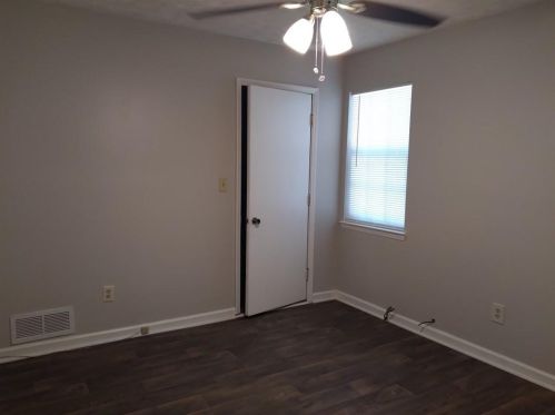 2003 Laboon Cir, Atlanta GA  30349-5246 exterior