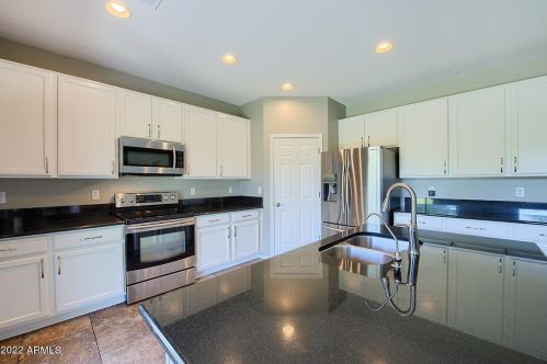 5127 El Cortez Trl, Phoenix AZ  85083-1857 exterior