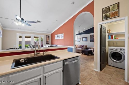 19444 Central Ave, Phoenix AZ 85004-2905 exterior