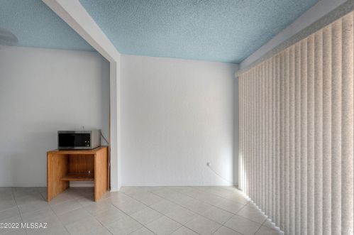 721 Rio San Pedro, Green Valley AZ 85614-3928 exterior