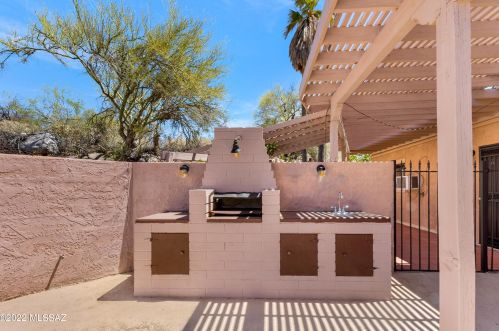 5545 Paseo Cimarron, Tucson AZ  85750-1102 exterior