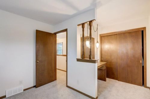 5826 14th St, Milwaukee WI 53221-5001 exterior