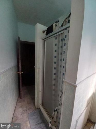 200 52 St, Philadelphia PA 19139-4002 exterior