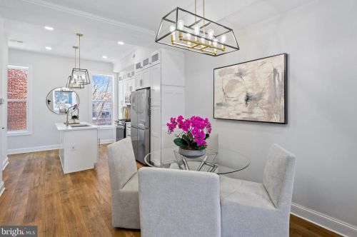 1551 4th St, Washington DC  20001-1905 exterior