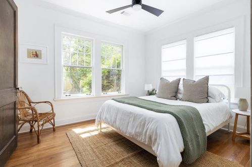 1725 Melrose Dr, Atlanta GA  30310-4538 exterior