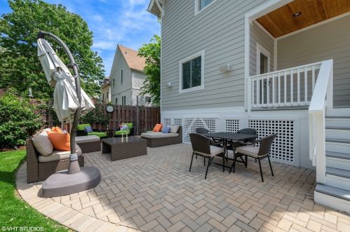 3812 Kildare Ave, Chicago IL 60641-3047 exterior