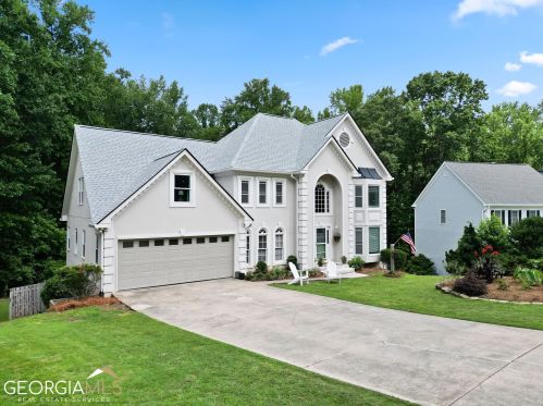 611 Belgrave Ln, Tucker GA  30084-2077 exterior