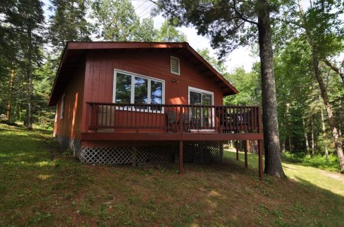 5538 Whispering Pines Ln, Hackensack, MN 56452-2322