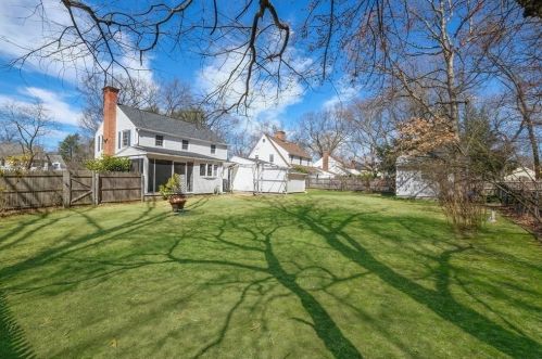 119 Bridle Path Rd, Springfield MA 01118-1846 exterior