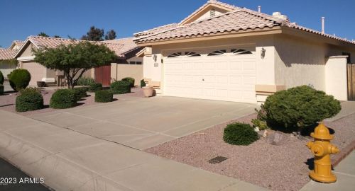 1924 Mockingbird Dr, Chandler AZ  85286-7915 exterior