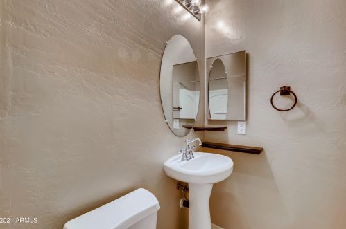 5706 21st Ter, Phoenix AZ 85040-3441 exterior