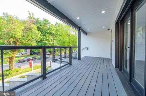 820 Malibu Dr, Silver Spring MD  20901-3648 exterior