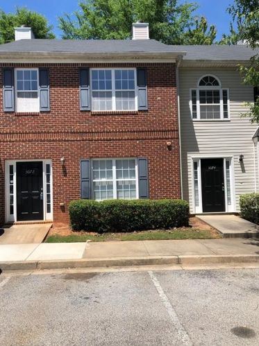 5072 Leeshire Trce, Tucker, GA 30084-8604