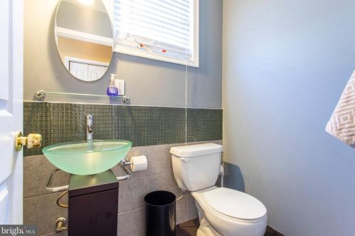 1000 18 St, Philadelphia PA 19140-3508 exterior