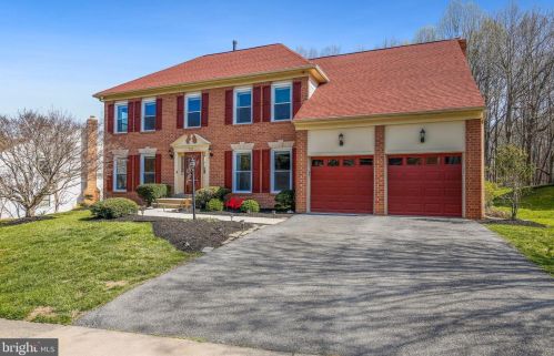 715 Brandon Green Dr, Silver Spring, MD 20904-3564