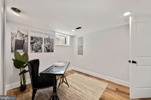 5020 Hanna Pl, Washington DC  20019-5818 exterior