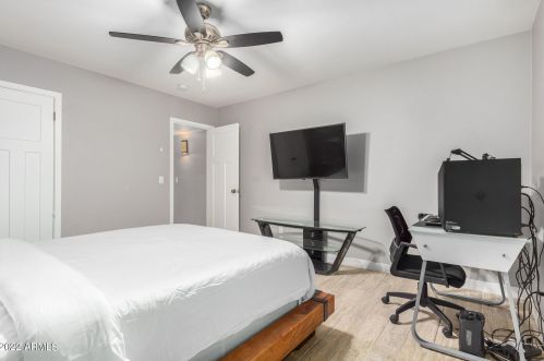 3421 16 Ave, Phoenix AZ 85021-5419 exterior