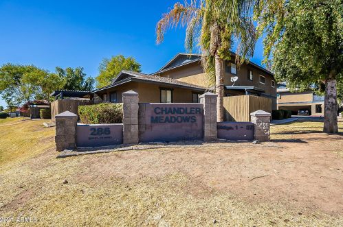 286 Palomino Dr, Chandler AZ  85225-3464 exterior