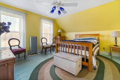 89 Appleton St, Concord NH 03301-5942 exterior