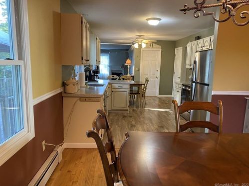 38 Nicole Dr, Milford CT 06460-6969 exterior