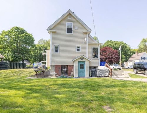 20 St, Taunton MA 02780-4392 exterior
