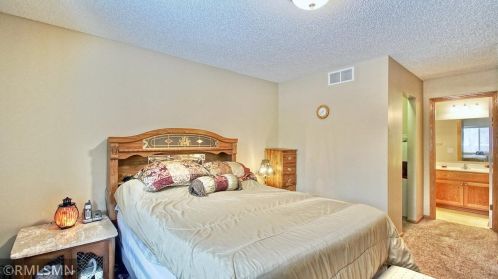 125 Oakmont Ln, Red Wing MN 55066-6043 exterior