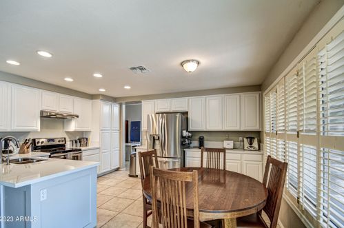 2388 Sycamore Pl, Chandler AZ 85286-6820 exterior