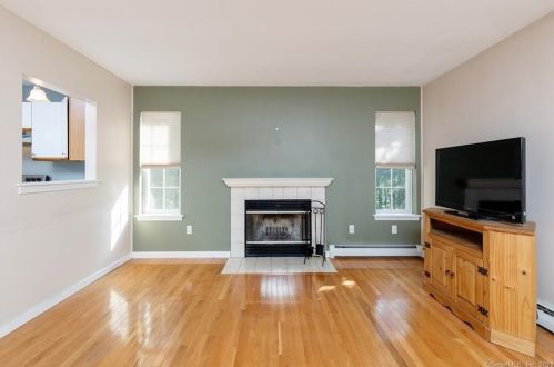 36 Picabo St, Killingly CT 06239-1533 exterior