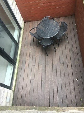 923 Altgeld St, Chicago IL 60614-2404 exterior